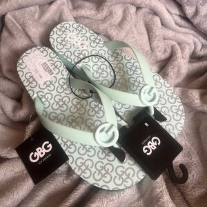 GBG Los Angeles Flip Flops Women’s Size 8, Aqua Color, new with tags